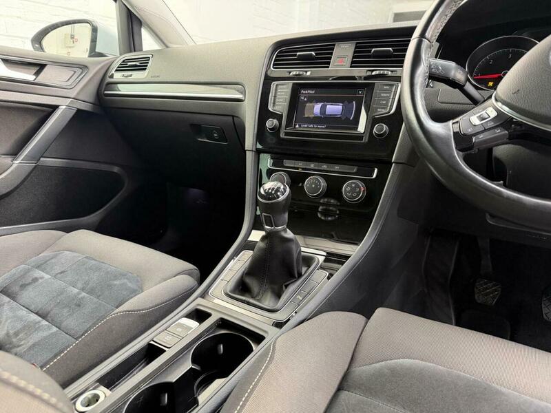 Used Volkswagen Golf 2014 for sale - 77766015: Photo 12