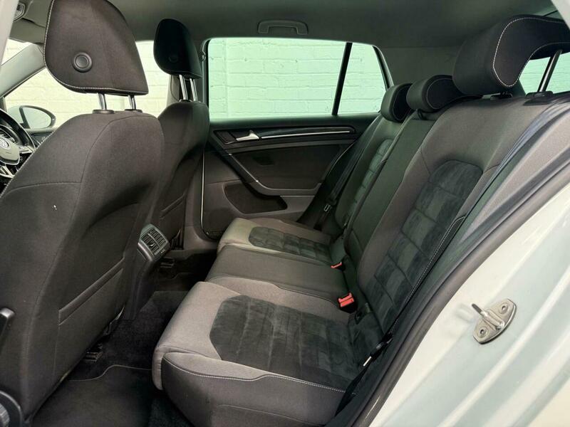 Used Volkswagen Golf 2014 for sale - 77766015: Photo 20