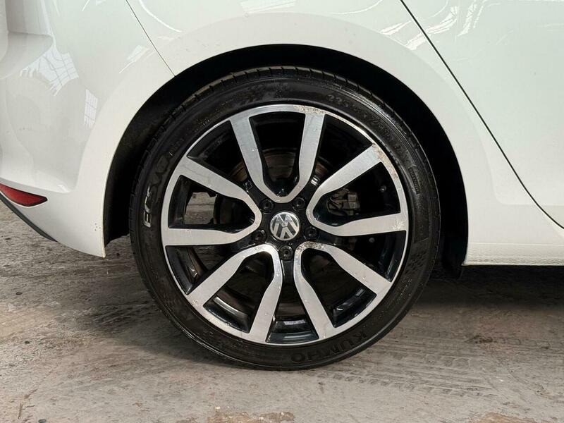 Used Volkswagen Golf 2014 for sale - 77766015: Photo 23