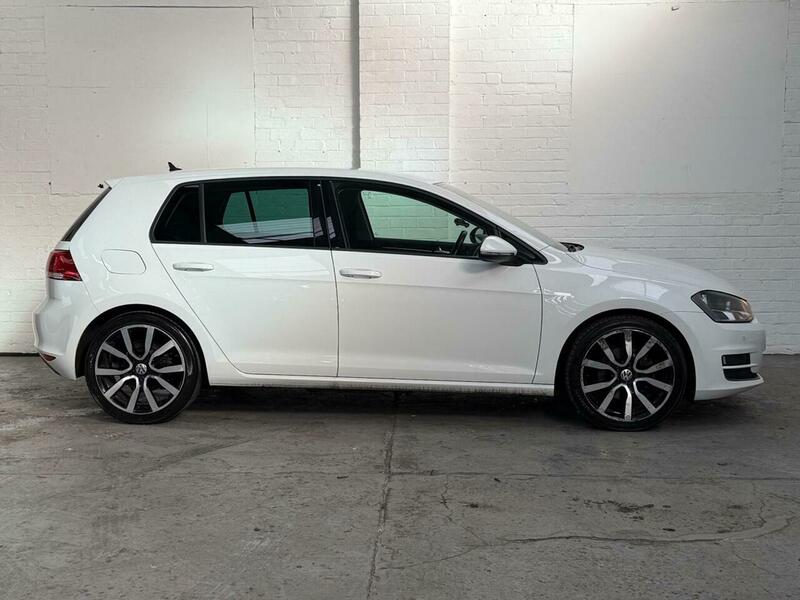 Used Volkswagen Golf 2014 for sale - 77766015: Photo 9