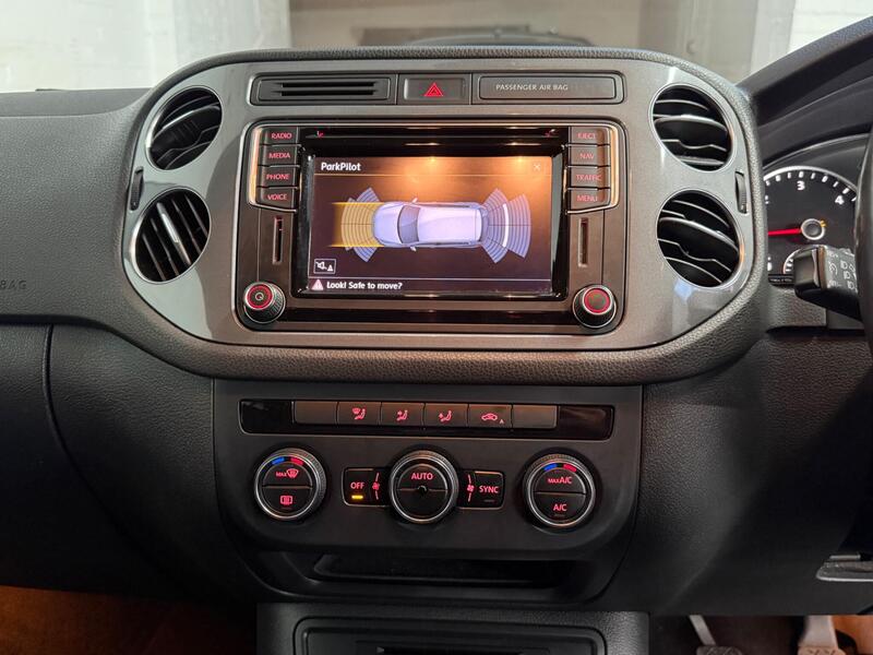 Used Volkswagen Tiguan 2015 for sale - 77898921: Photo 17