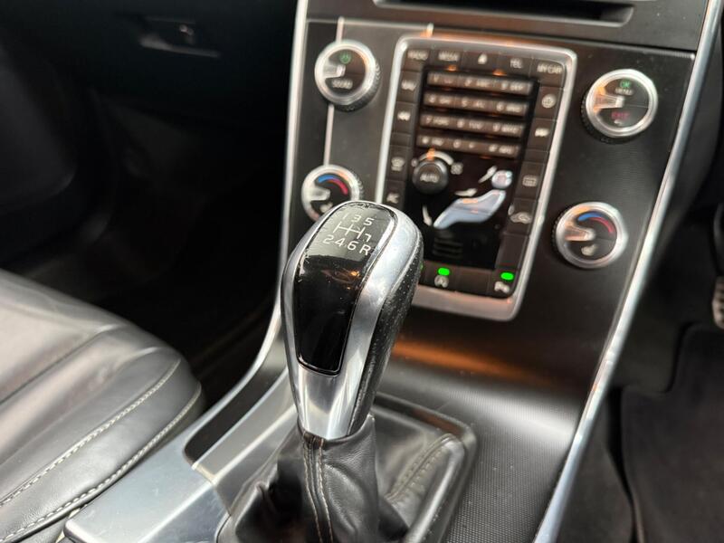 Used Volvo V60 2016 for sale - 77833570: Photo 13