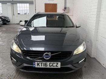 Used Volvo V60 2016 for sale - 77833570: Photo