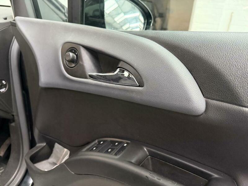 Used Vauxhall Meriva 2015 for sale - 77288748: Photo 18