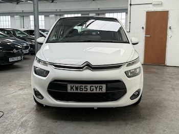 Used Citroen C4 Picasso 2015 for sale - 76241129: Photo 2