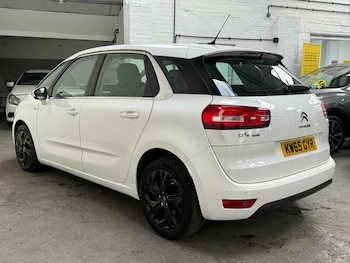 Used Citroen C4 Picasso 2015 for sale - 76241129: Photo 4
