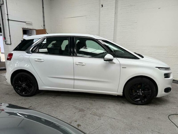 Used Citroen C4 Picasso 2015 for sale - 76241129: Photo 7