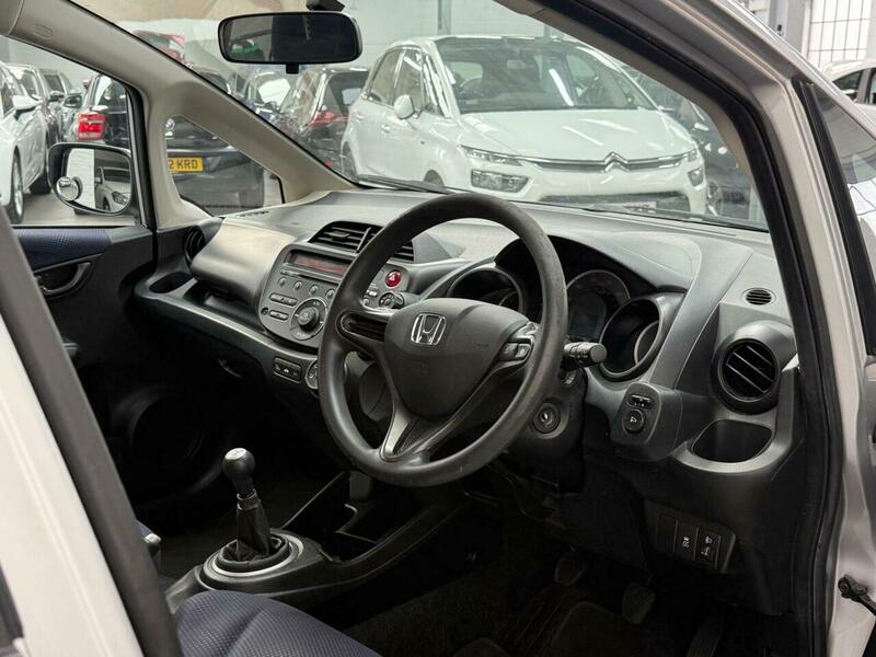 Used Honda Jazz 2011 for sale - 76470743: Photo 19