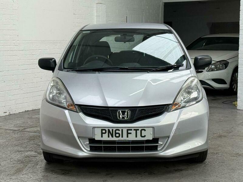 Used Honda Jazz 2011 for sale - 76470743: Photo 2