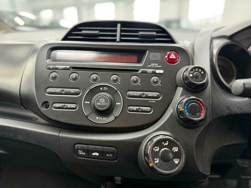 Used Honda Jazz 2011 for sale - 76470743: Photo 20