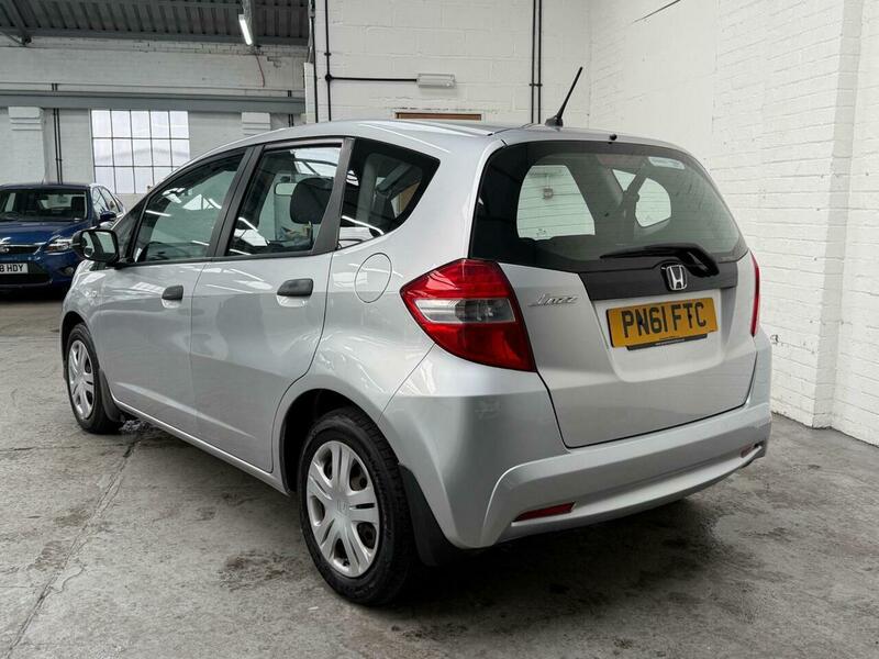 Used Honda Jazz 2011 for sale - 76470743: Photo 4