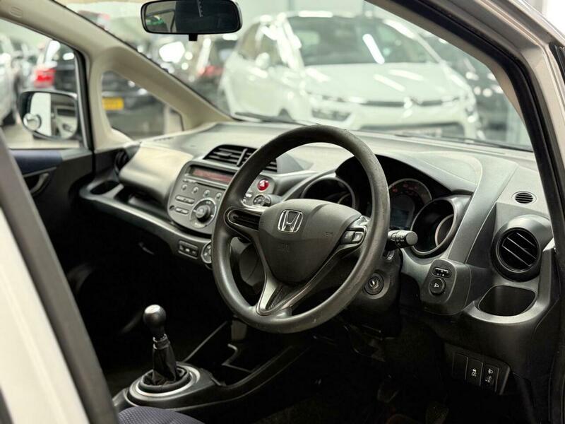 Used Honda Jazz 2011 for sale - 76470743: Photo 9