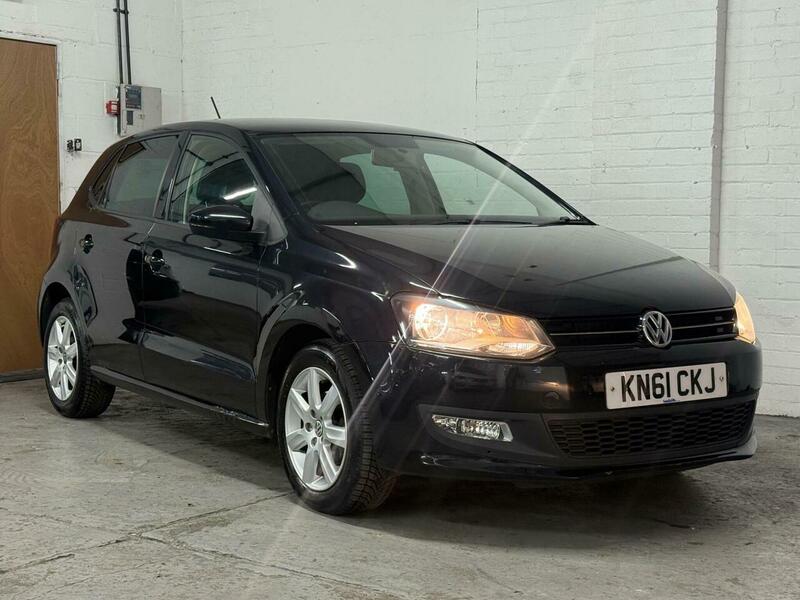 Used Volkswagen Polo 2011 for sale - 76346149: Photo 2