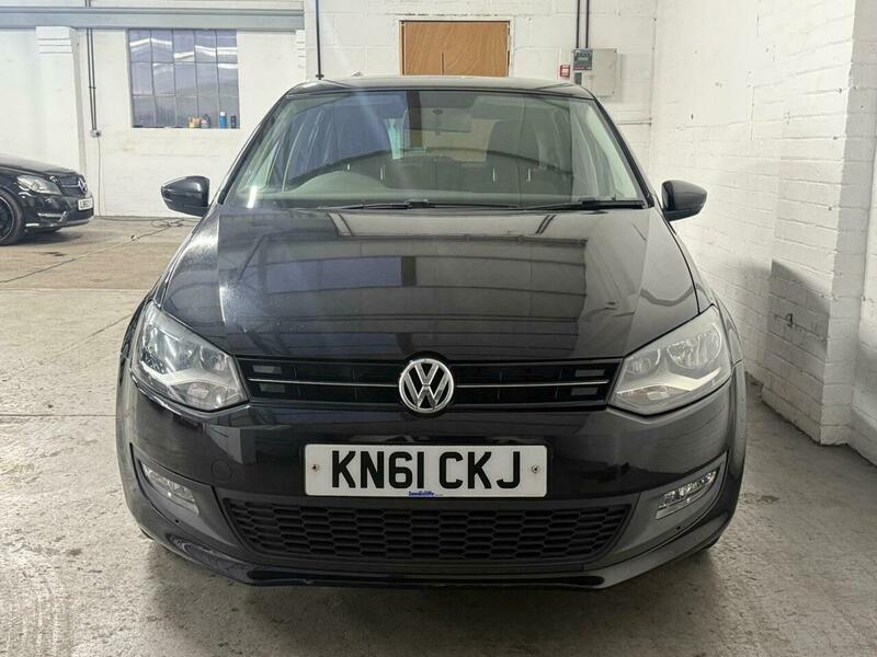 Used Volkswagen Polo 2011 for sale - 76346149: Photo 3