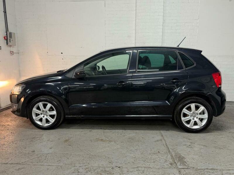 Used Volkswagen Polo 2011 for sale - 76346149: Photo 9