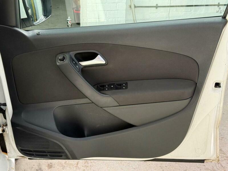 Used Volkswagen Polo 2014 for sale - 78141797: Photo 28