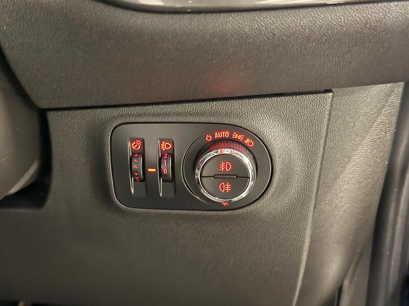 Used Vauxhall Corsa 2015 for sale - 78158335: Photo 19