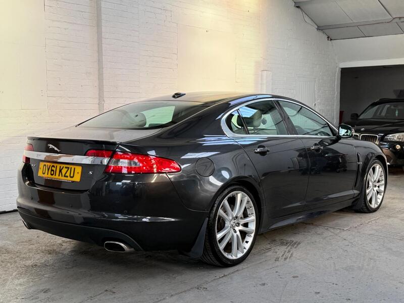 Used Jaguar XF 2011 for sale - 78186578: Photo 8