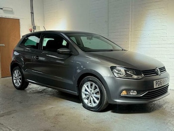 Used Volkswagen Polo 2016 for sale - 75638134: Photo