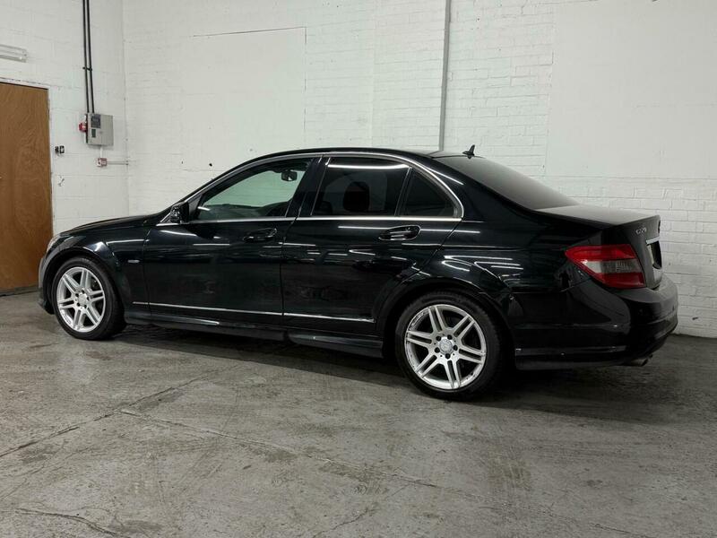 Used Mercedes-Benz C Class 2009 for sale - 76527294: Photo 10