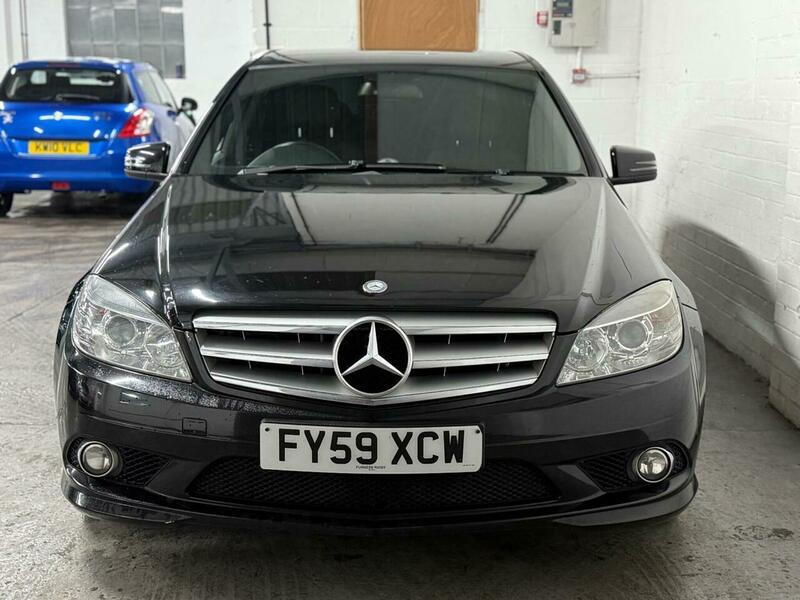 Used Mercedes-Benz C Class 2009 for sale - 76527294: Photo 2