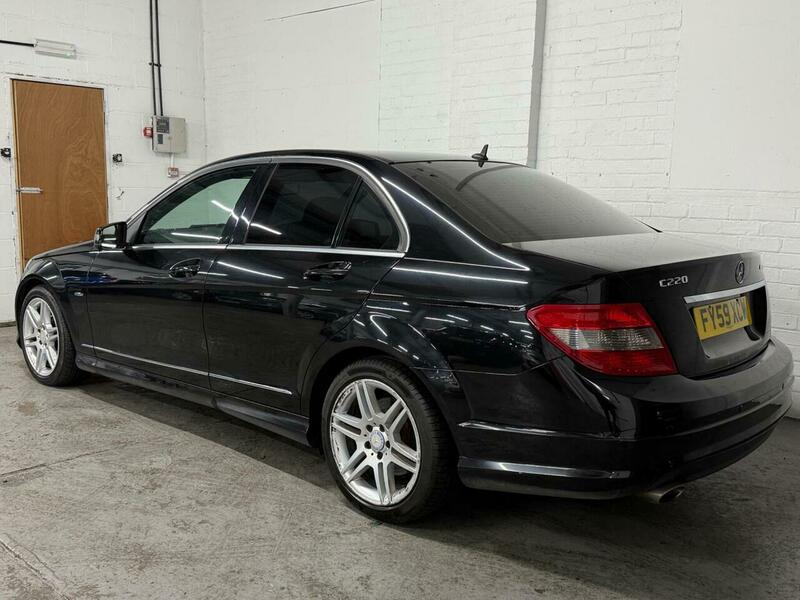 Used Mercedes-Benz C Class 2009 for sale - 76527294: Photo 4
