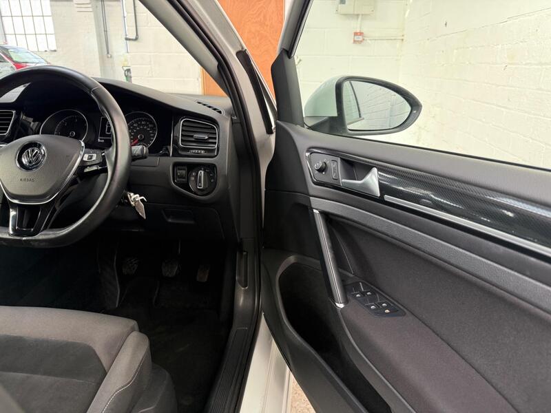 Used Volkswagen Golf 2014 for sale - 77841056: Photo 15