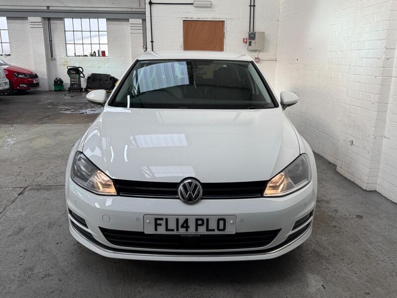 Used Volkswagen Golf 2014 for sale - 77841056: Photo 2