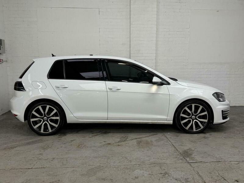 Used Volkswagen Golf 2014 for sale - 77855251: Photo 2