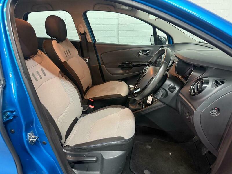Used Renault Captur 2014 for sale - 77288757: Photo 11