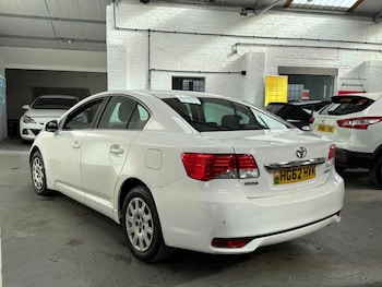 Used Toyota Avensis 2012 for sale - 78786201: Photo
