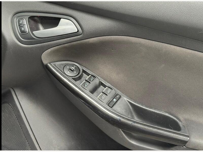 Used Ford Focus 2016 for sale - 77833568: Photo 13