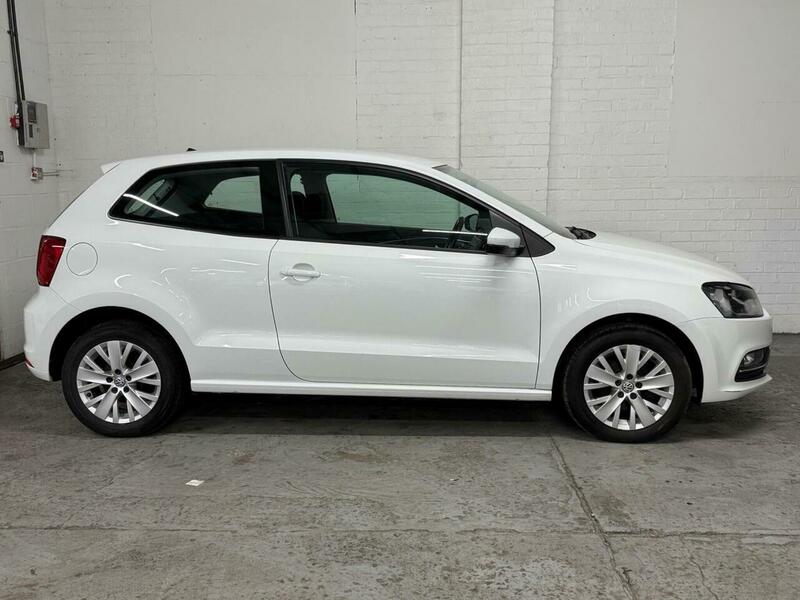 Used Volkswagen Polo 2015 for sale - 76740903: Photo 10