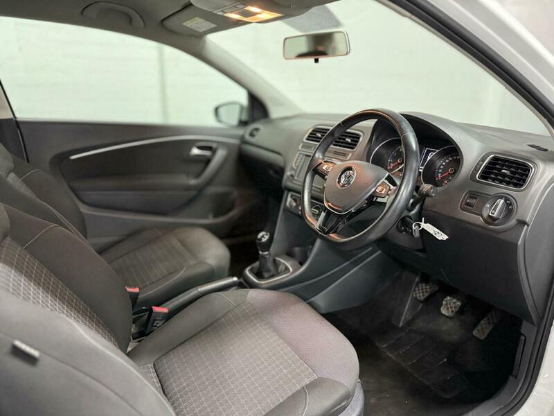 Used Volkswagen Polo 2015 for sale - 76740903: Photo 15