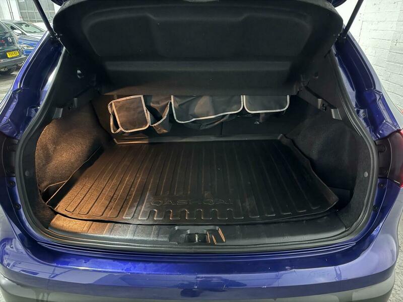 Used Nissan Qashqai 2015 for sale - 76570787: Photo 33