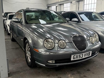 2004 - 3.0 V6 SE Plus 4dr