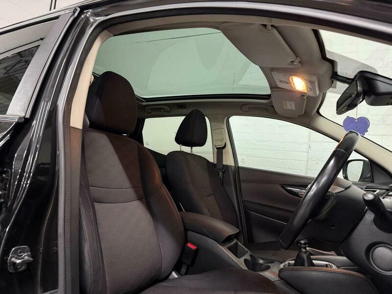 Used Nissan Qashqai 2015 for sale - 76520899: Photo 15