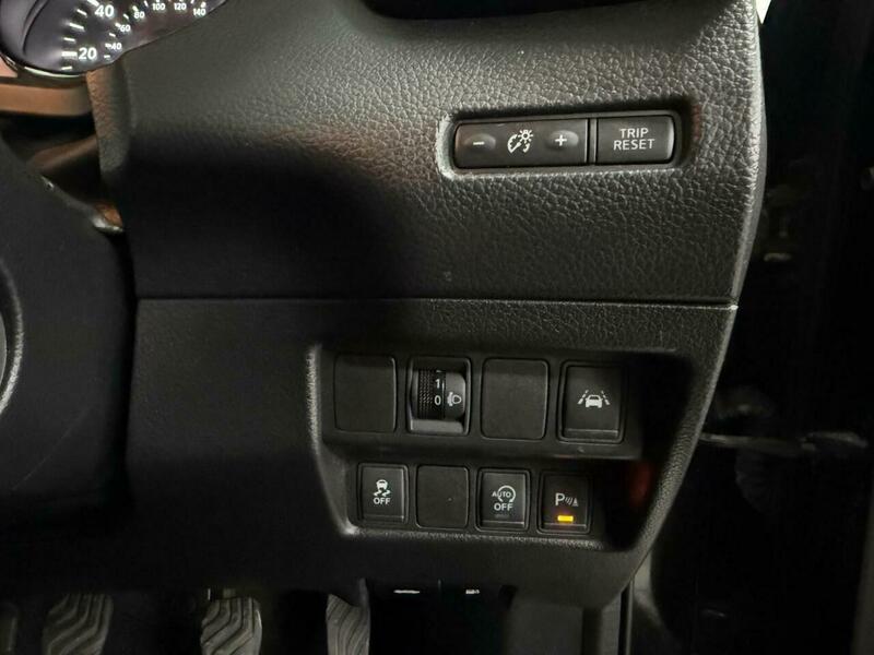 Used Nissan Qashqai 2015 for sale - 76520899: Photo 18