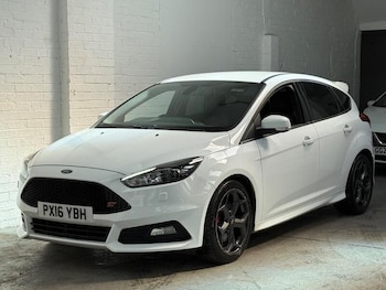Used Ford Focus 2016 for sale - 78341788: Photo