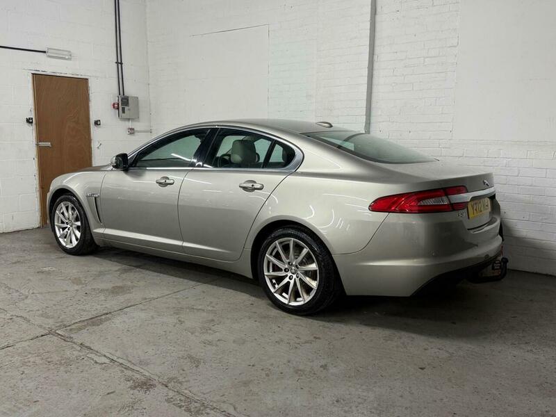 Used Jaguar XF 2012 for sale - 77056517: Photo 4
