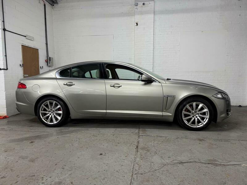 Used Jaguar XF 2012 for sale - 77056517: Photo 7