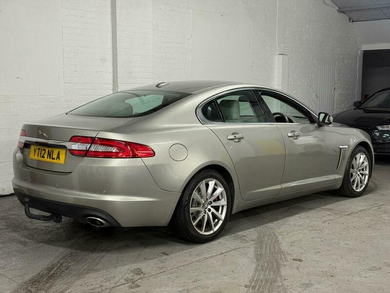 Used Jaguar XF 2012 for sale - 77056517: Photo 8