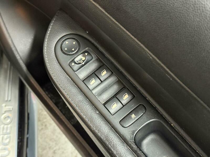 Used Peugeot 307 2006 for sale - 76520887: Photo 19