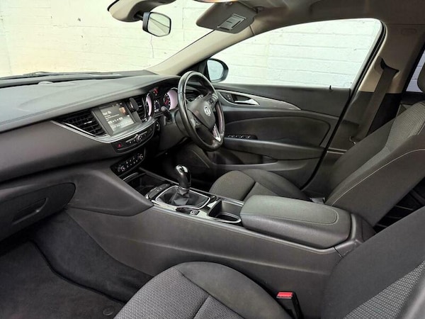 Used Vauxhall Insignia 2017 for sale - 76241120: Photo 25