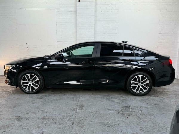 Used Vauxhall Insignia 2017 for sale - 76241120: Photo 4
