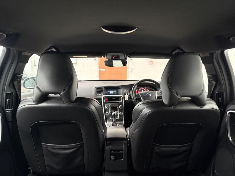 Used Volvo V60 2016 for sale - 77898923: Photo 17