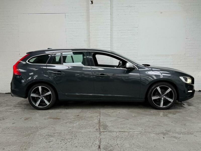Used Volvo V60 2016 for sale - 77483611: Photo 10