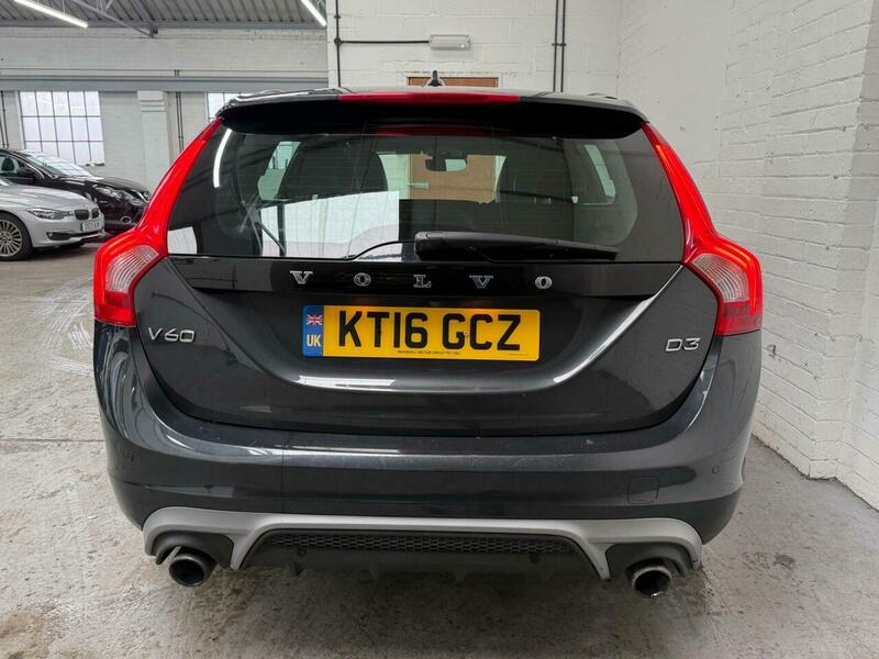 Used Volvo V60 2016 for sale - 77483611: Photo 9