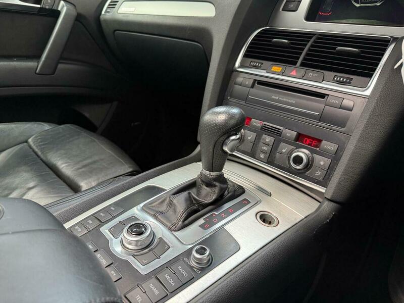 Used Audi Q7 2010 for sale - 76346162: Photo 11