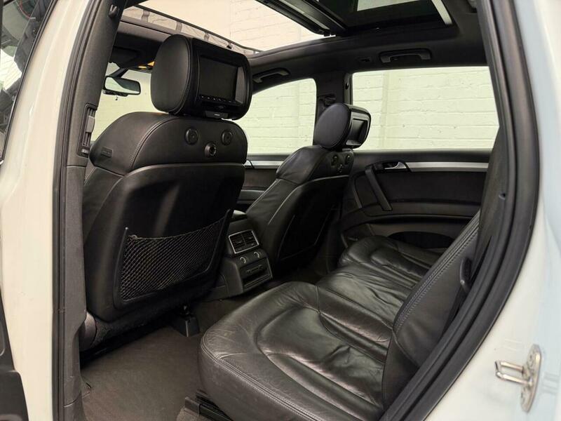 Used Audi Q7 2010 for sale - 76346162: Photo 14